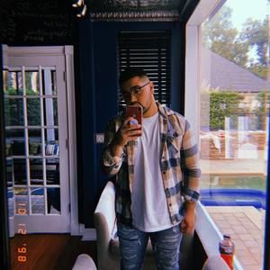 Meet your Posher, Nick